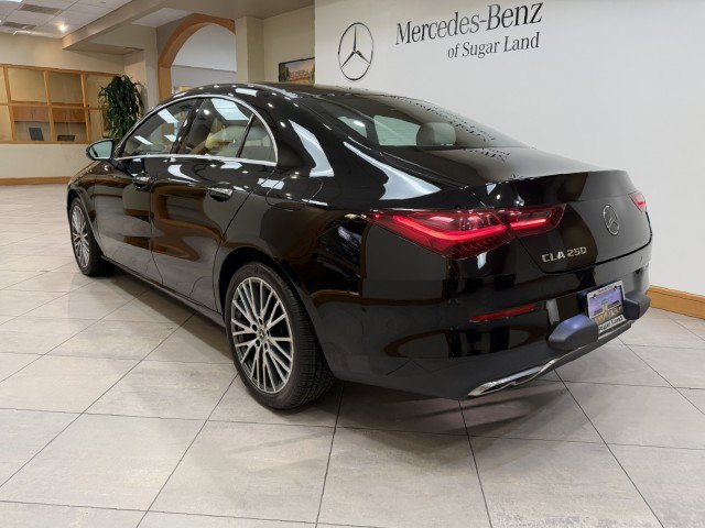 Used 2025 Mercedes-Benz CLA 250 image 3