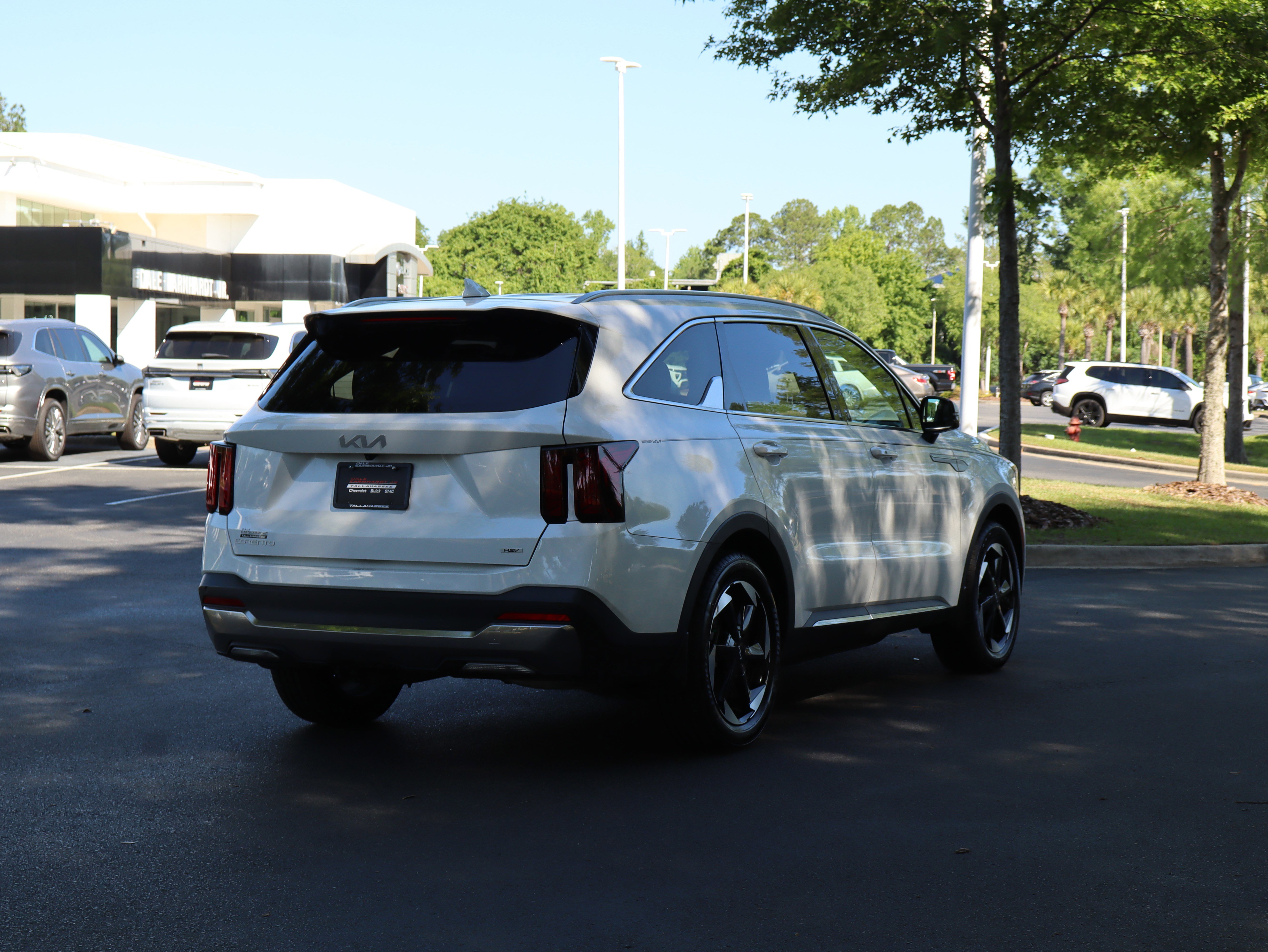 Used 2025 Kia Sorento EX image 9