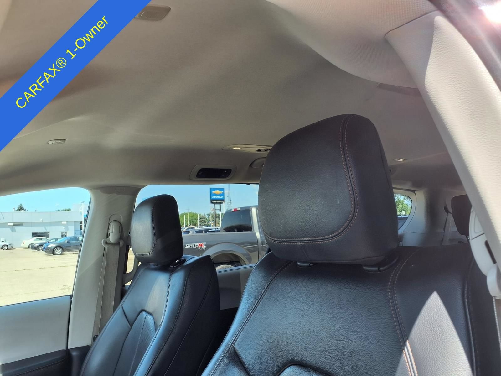 Used 2017 Chrysler Pacifica Premium FWD image 20