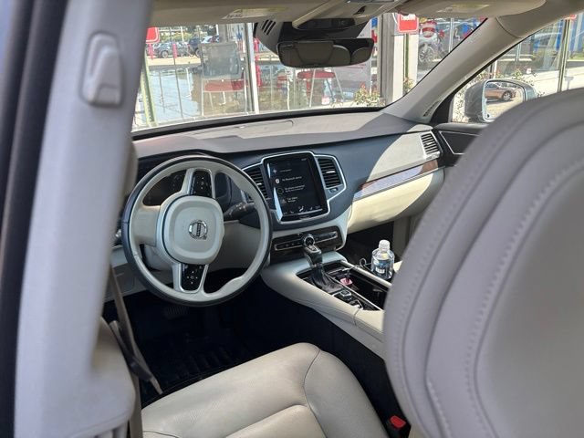 Used 2019 Volvo XC90 T6 Momentum AWD/4WD image 18