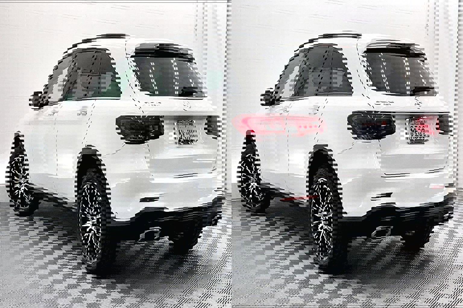 Used 2021 Mercedes-Benz GLC 300 image 10