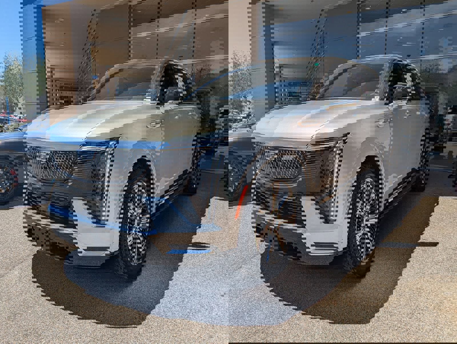 Certified 2025 Cadillac Escalade IQ Luxury 2 AWD/4WD image 32