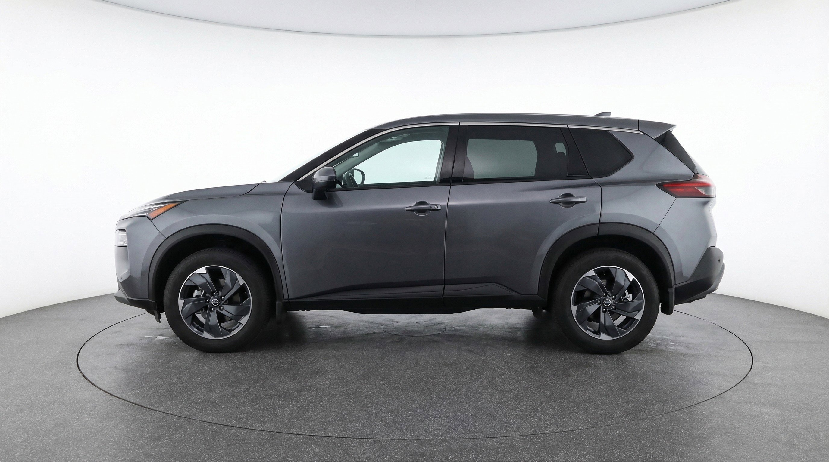 Used 2025 Nissan Rogue SV AWD/4WD image 5
