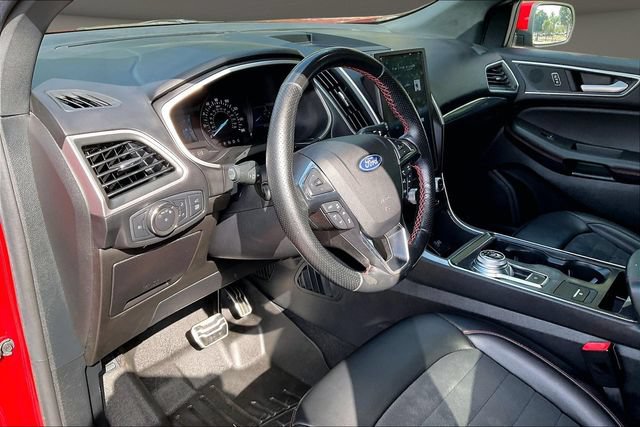 Used 2021 Ford Edge ST-Line FWD image 11