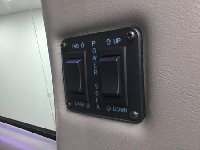 Used 2021 Chevrolet Express 3500 LS w/ Chrome Appearance Package image 8