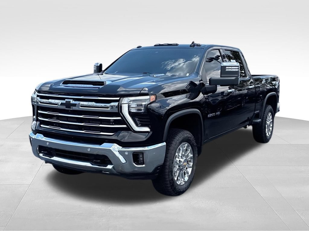 Used 2024 Chevrolet Silverado 2500 LTZ w/ LTZ Plus Package AWD/4WD image 4