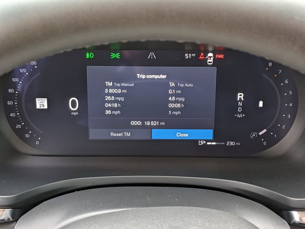 Certified 2025 Volvo V60 B5 Cross Country Plus image 15