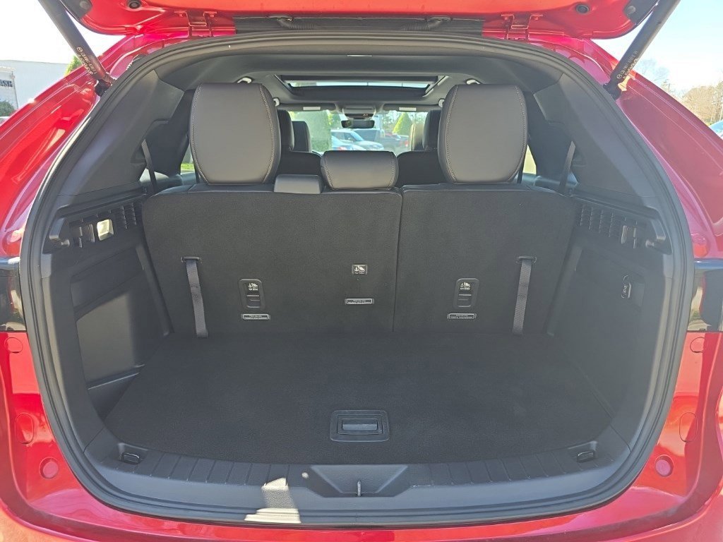 Used 2025 MAZDA CX-90 3.3 Turbo S w/ Premium Package image 35