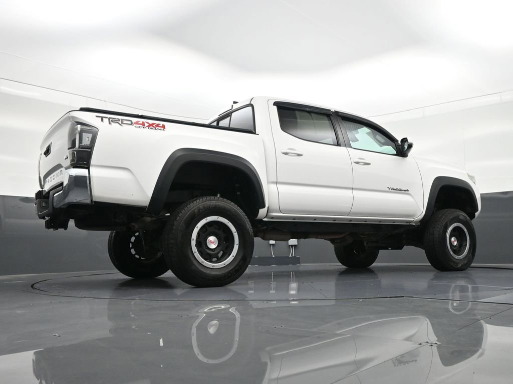 Used 2020 Toyota Tacoma TRD Off-Road image 28