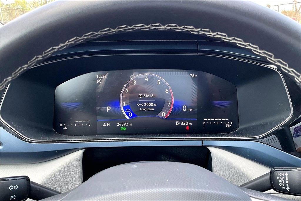 Used 2024 Volkswagen Taos SE FWD image 19