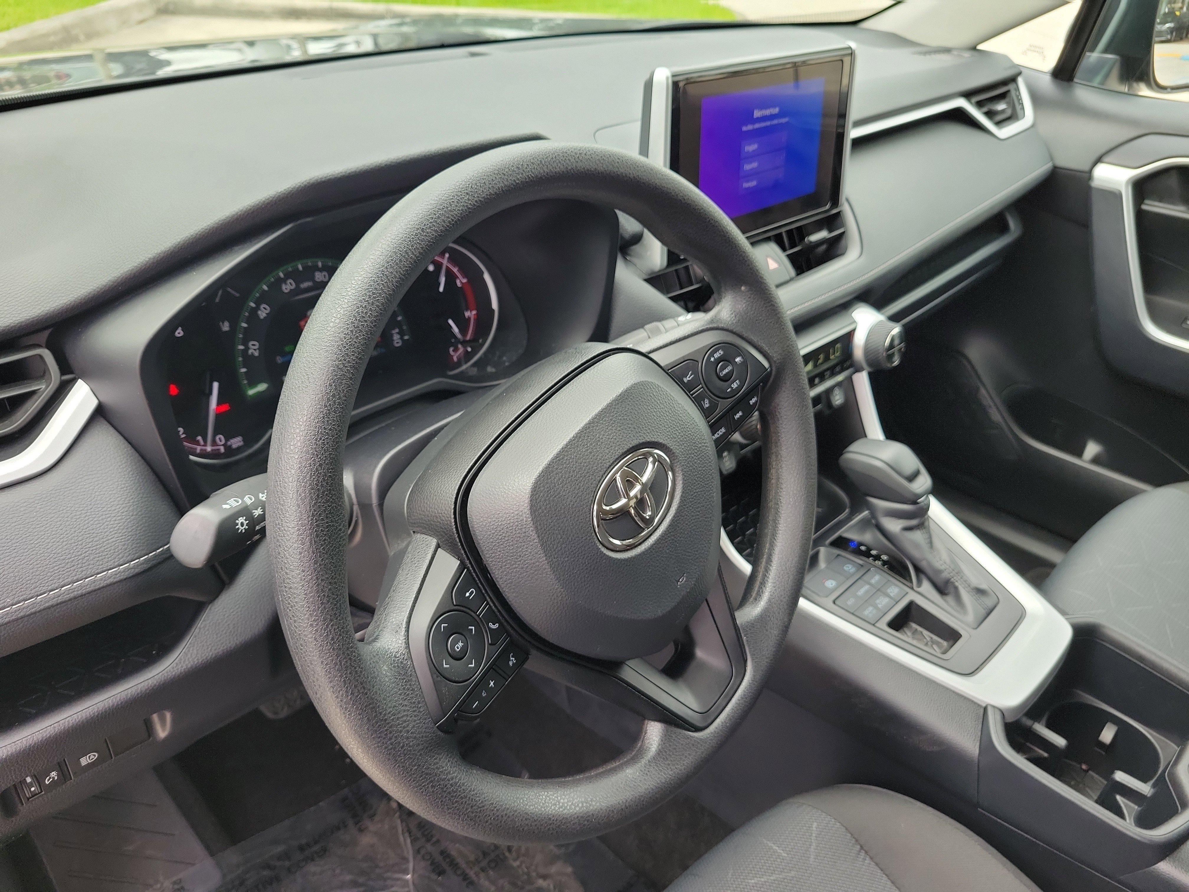 Certified 2025 Toyota RAV4 XLE AWD/4WD image 26