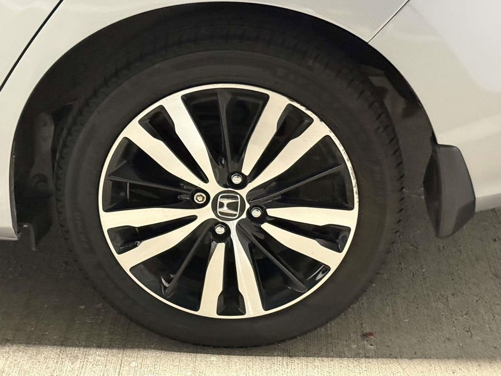 Used 2020 Honda Fit EX image 5