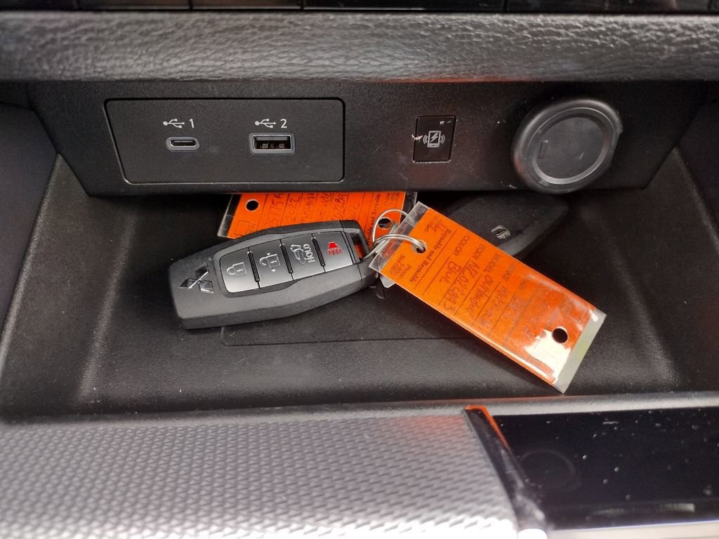 Used 2022 Mitsubishi Outlander SEL image 30