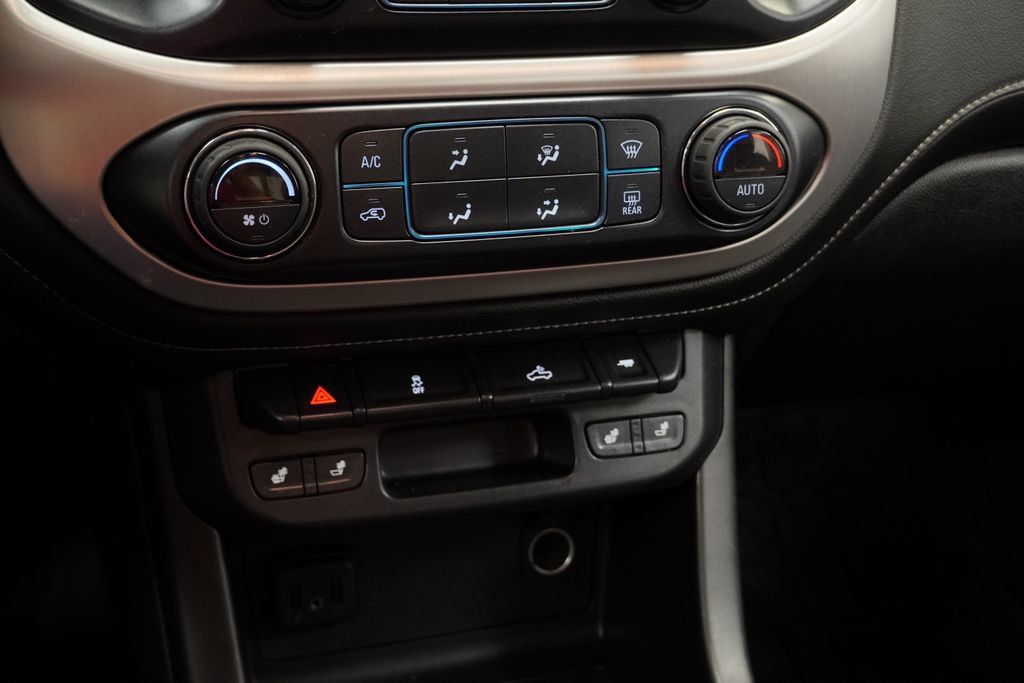 Used 2020 GMC Canyon SLE w/ SLE Convenience Package AWD/4WD image 18