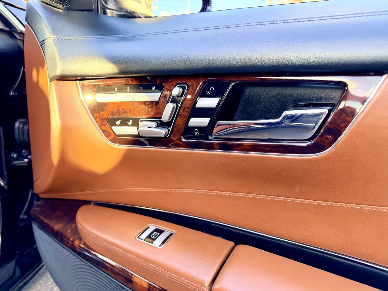 Used 2007 Mercedes-Benz CL 600 image 27