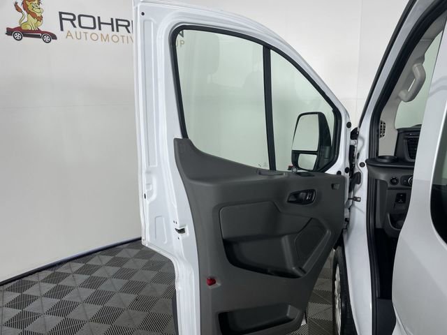 Used 2024 Ford Transit 350 XLT image 32