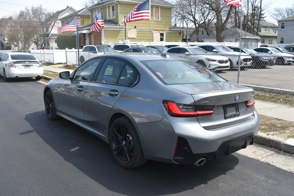 Used 2023 BMW 330e xDrive w/ M Sport Package image 8