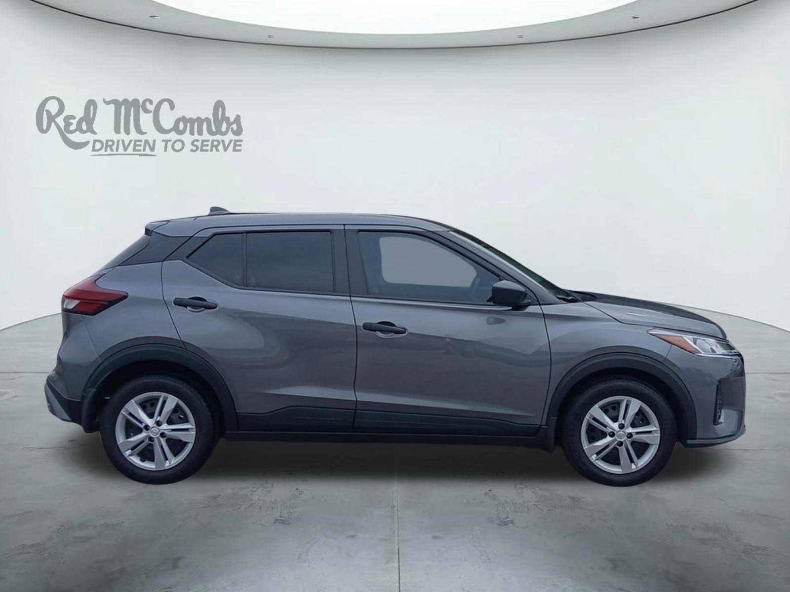 Used 2024 Nissan Kicks S image 6