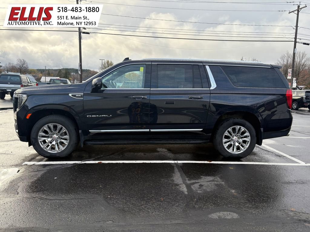 Used 2022 GMC Yukon XL Denali image 2