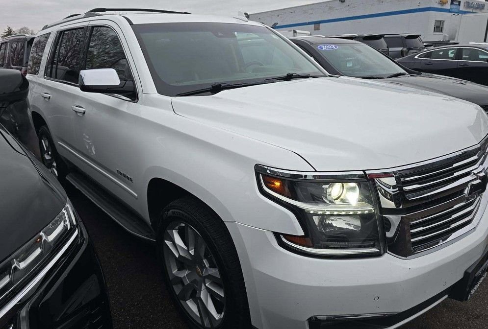 Used 2018 Chevrolet Tahoe Premier image 3