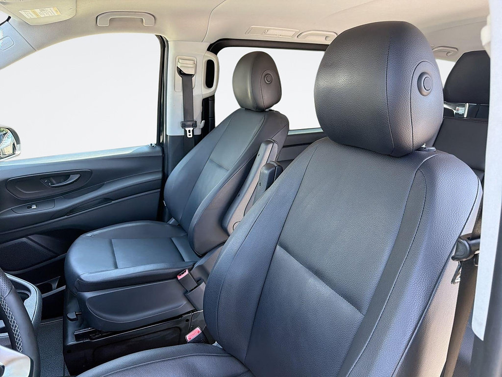 Used 2018 Mercedes-Benz Metris Passenger image 19