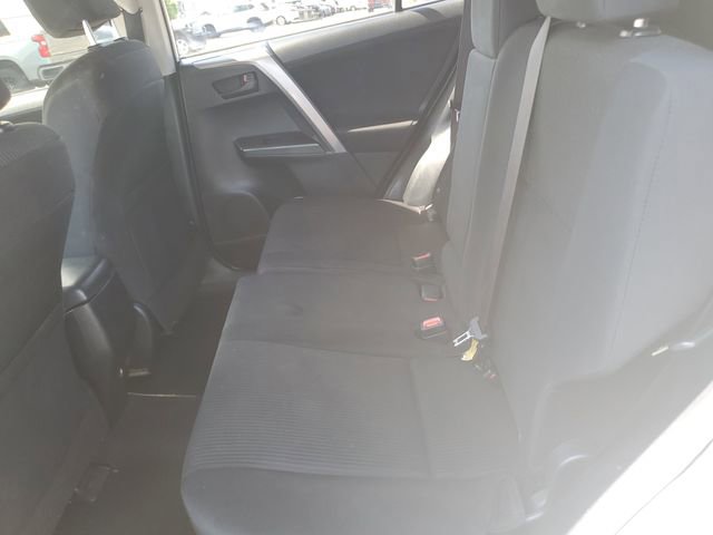 Used 2016 Toyota RAV4 LE AWD/4WD image 11
