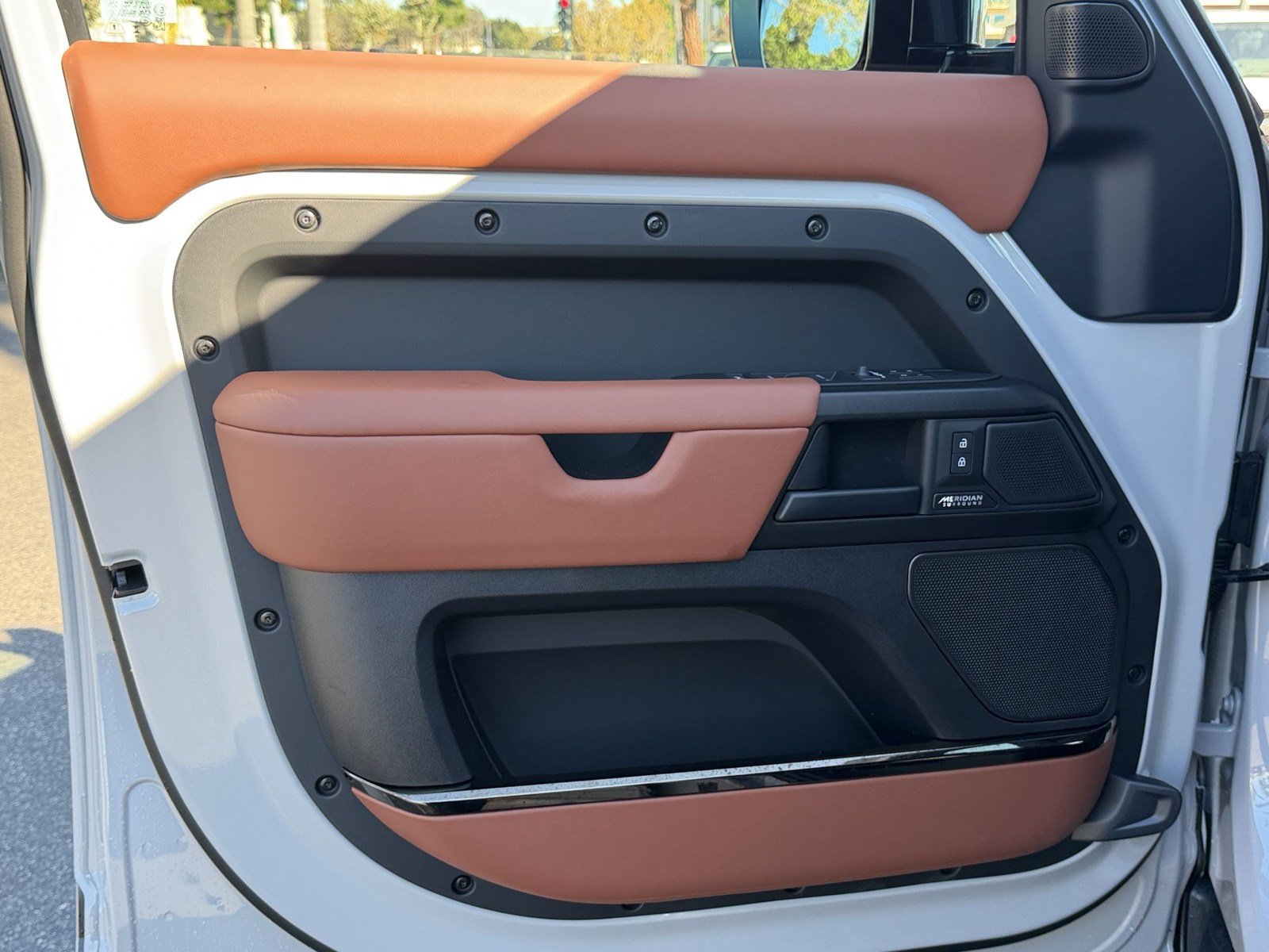 New 2026 Land Rover Defender 110 OCTA AWD/4WD image 14
