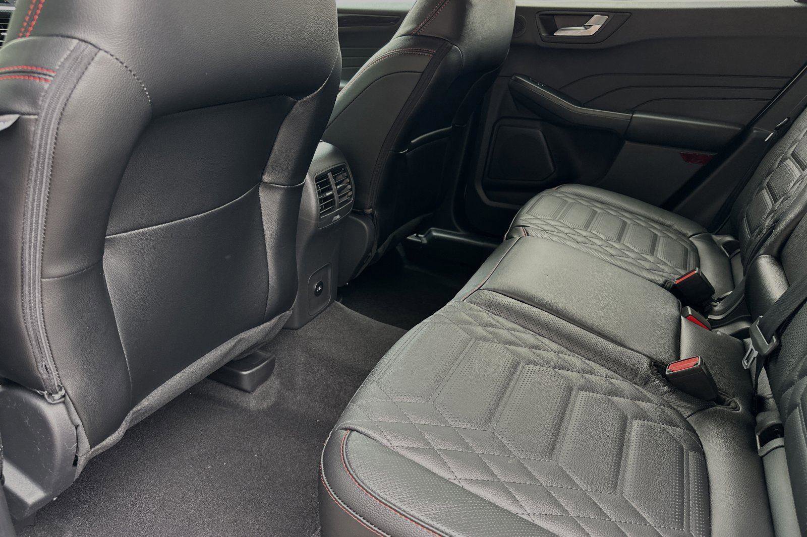 New 2024 Ford Escape ST-Line Elite w/ Premium Technology Package image 9