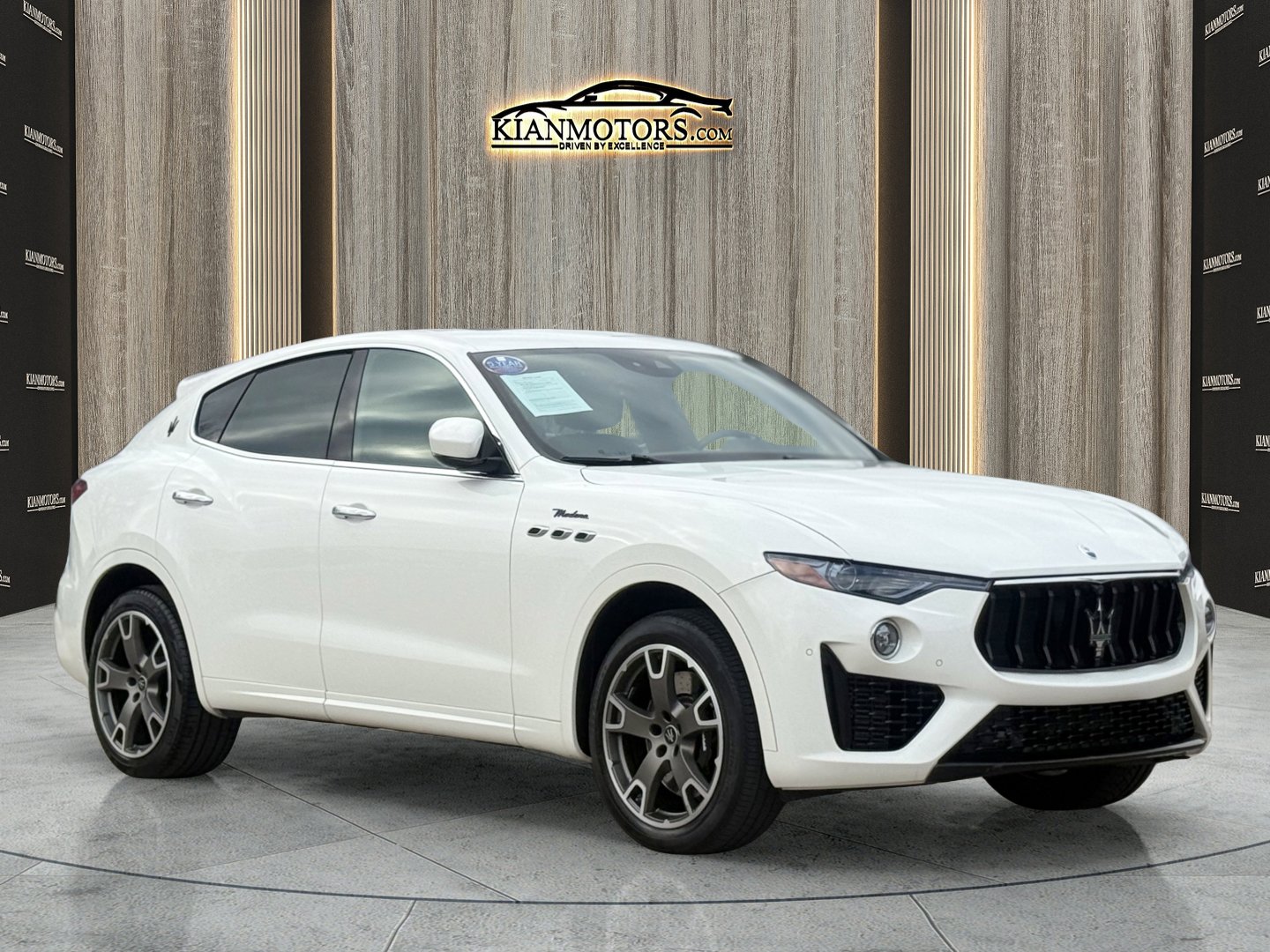 Used 2023 Maserati Levante Modena image 1