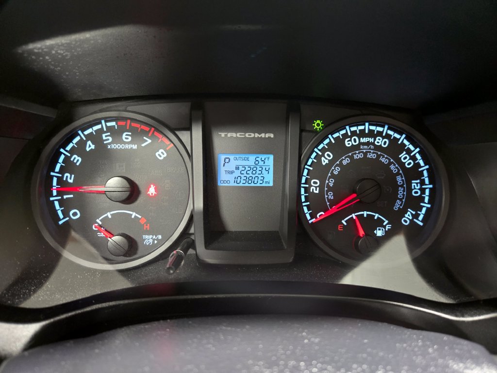 Used 2017 Toyota Tacoma SR RWD image 16