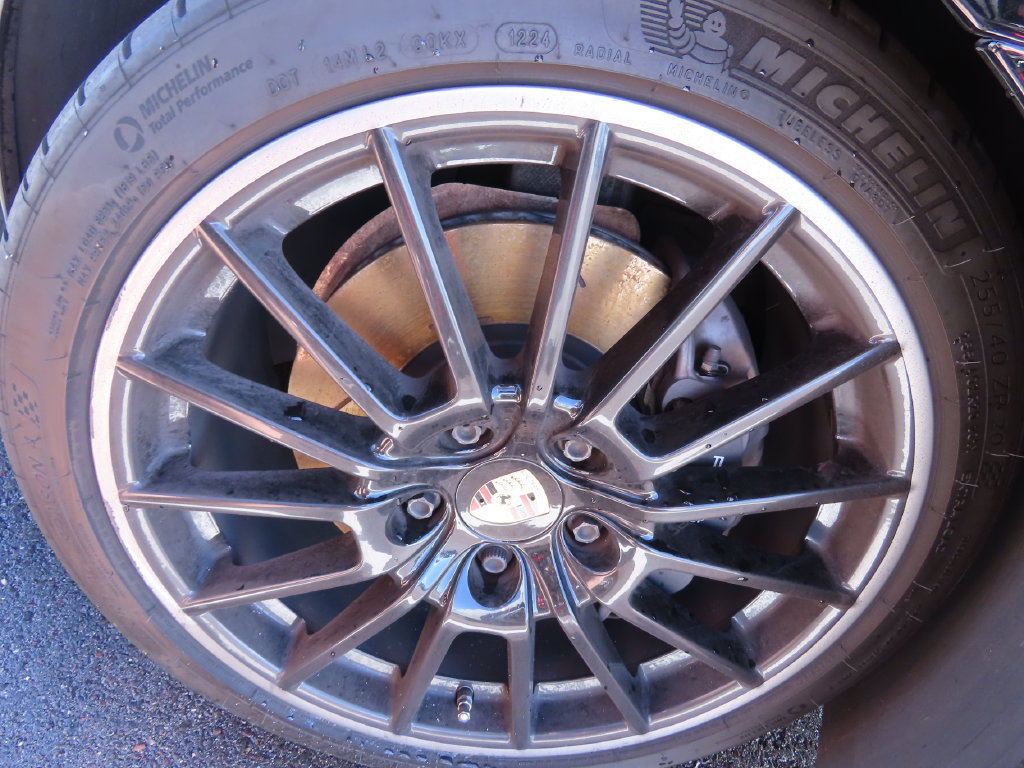 Used 2013 Porsche Panamera 4 image 18
