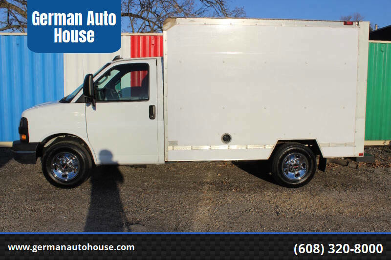 Used 2023 GMC Savana 3500 RWD image 1