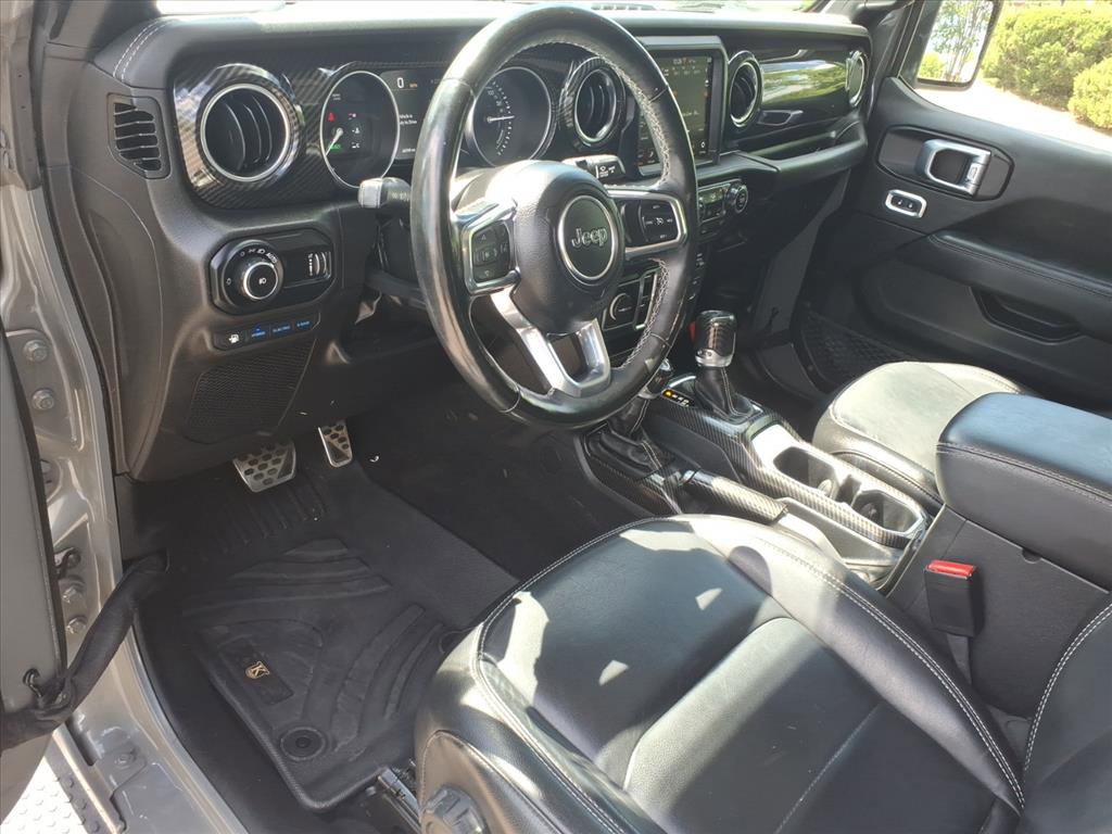 Used 2023 Jeep Wrangler Sahara w/ Cold Weather Group AWD/4WD image 6