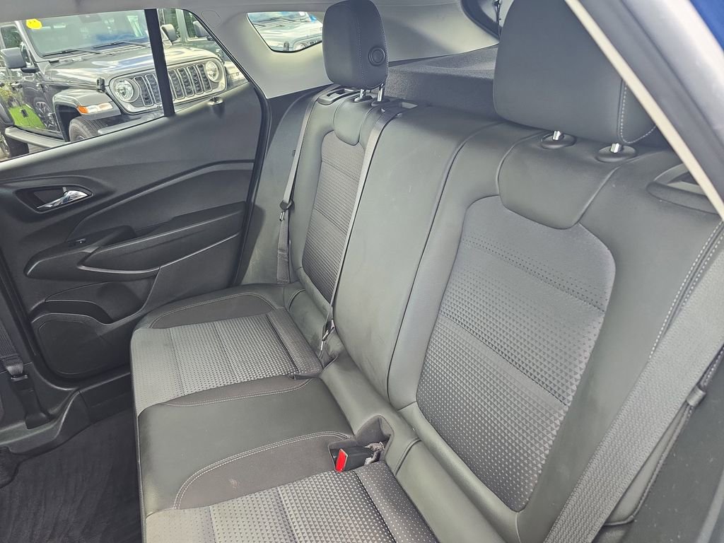 Used 2024 Chevrolet Trax LT image 10