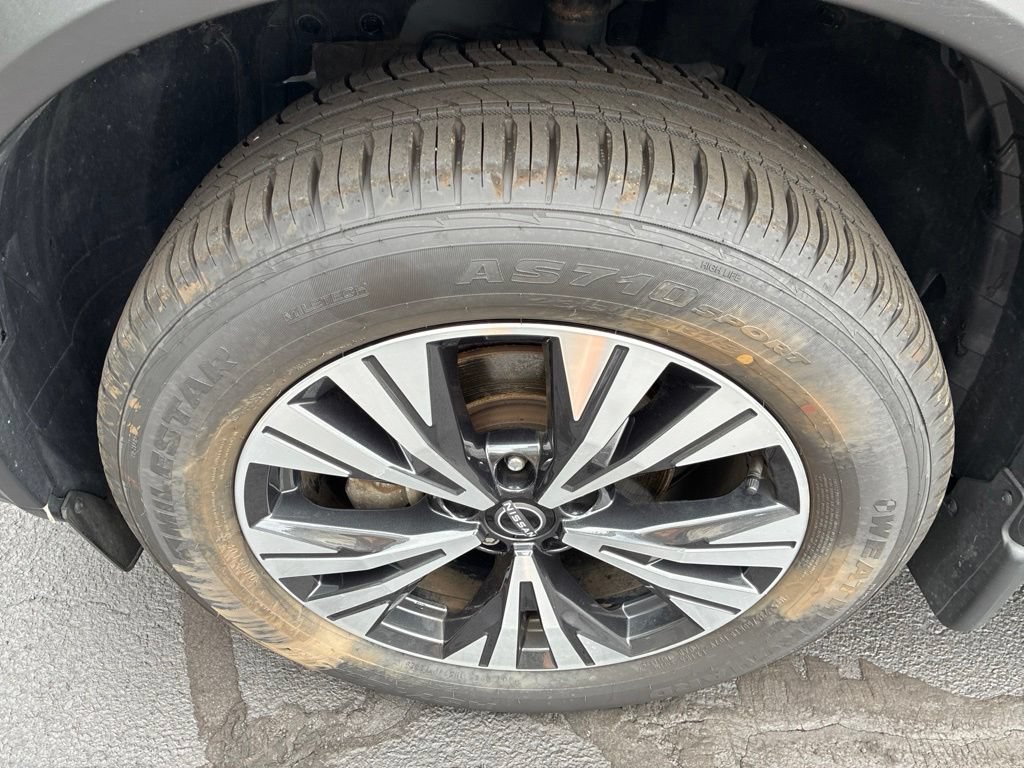 Certified 2023 Nissan Rogue SV w/ SV Premium B Package AWD/4WD image 12