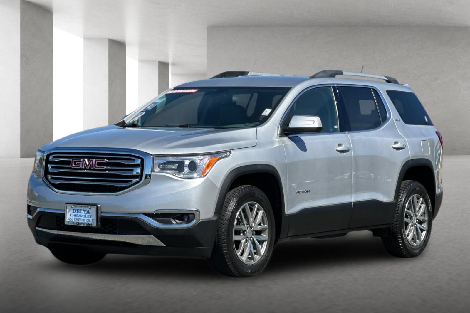 Used 2017 GMC Acadia SLE w/ Driver Alert Package I FWD image 8