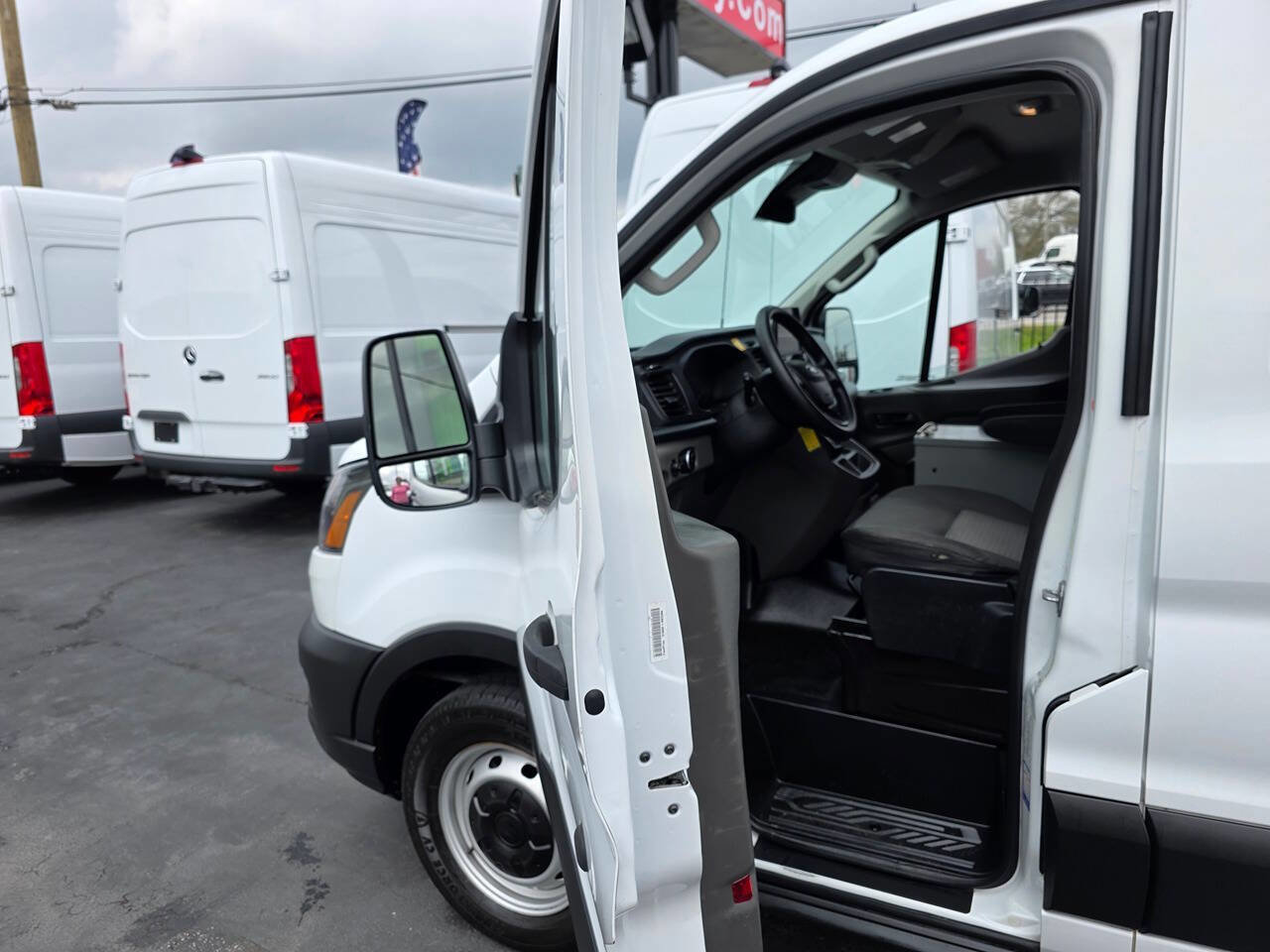 Used 2020 Ford Transit 250 250 3dr LWB Low Roof Cargo Van w/ Upfitter Package image 15