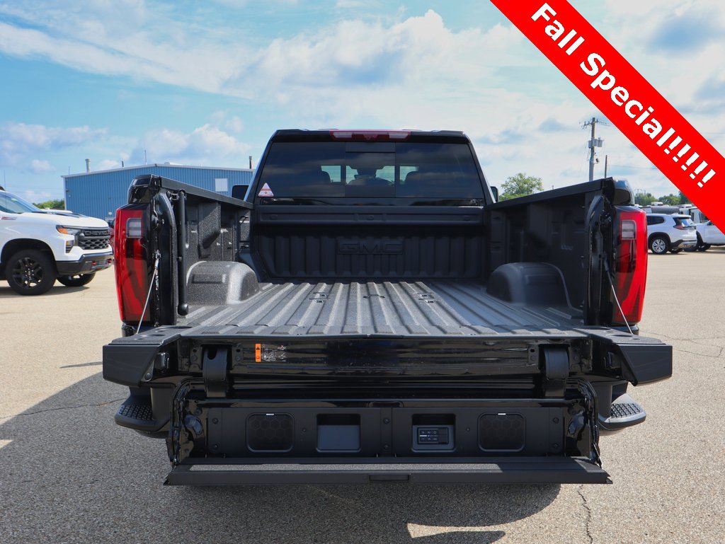 New 2025 GMC Sierra 2500 Denali Ultimate w/ Max Trailering Package image 10