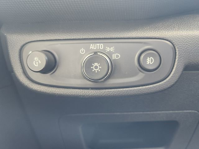 Used 2022 Chevrolet TrailBlazer LT w/ Convenience Package image 30