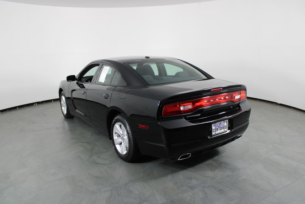 Used 2013 Dodge Charger SE w/ Connectivity Group RWD image 15