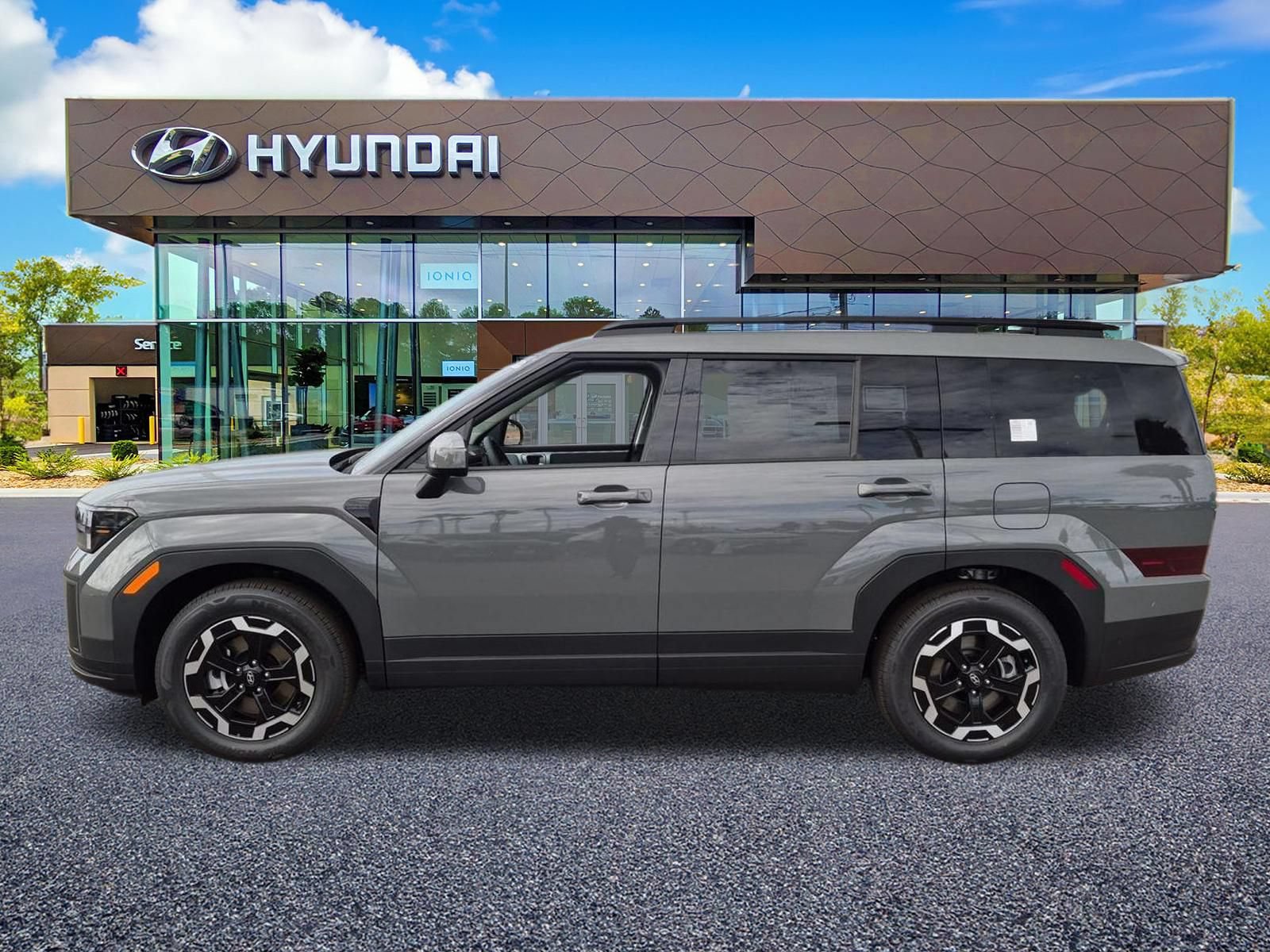 New 2026 Hyundai Santa Fe SEL w/ Tow & Go Package FWD image 4