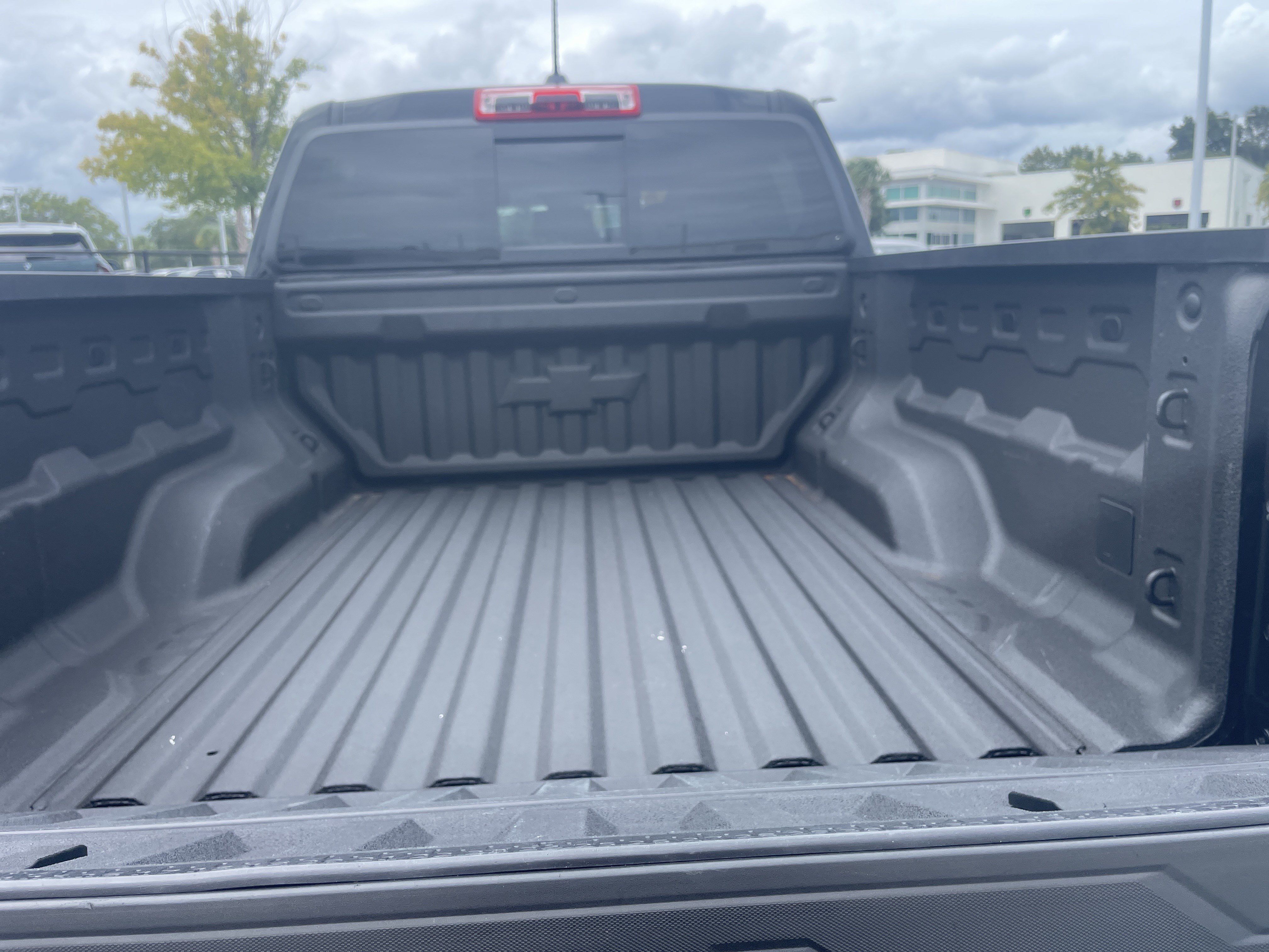 Used 2024 Chevrolet Colorado Trail Boss w/ LPO, Dark Essentials Package AWD/4WD image 30