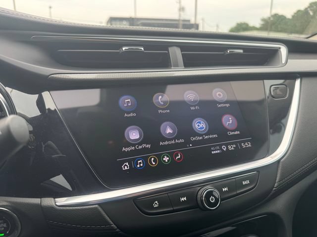 Used 2022 Buick Encore GX Select w/ Sport Touring Package FWD image 16
