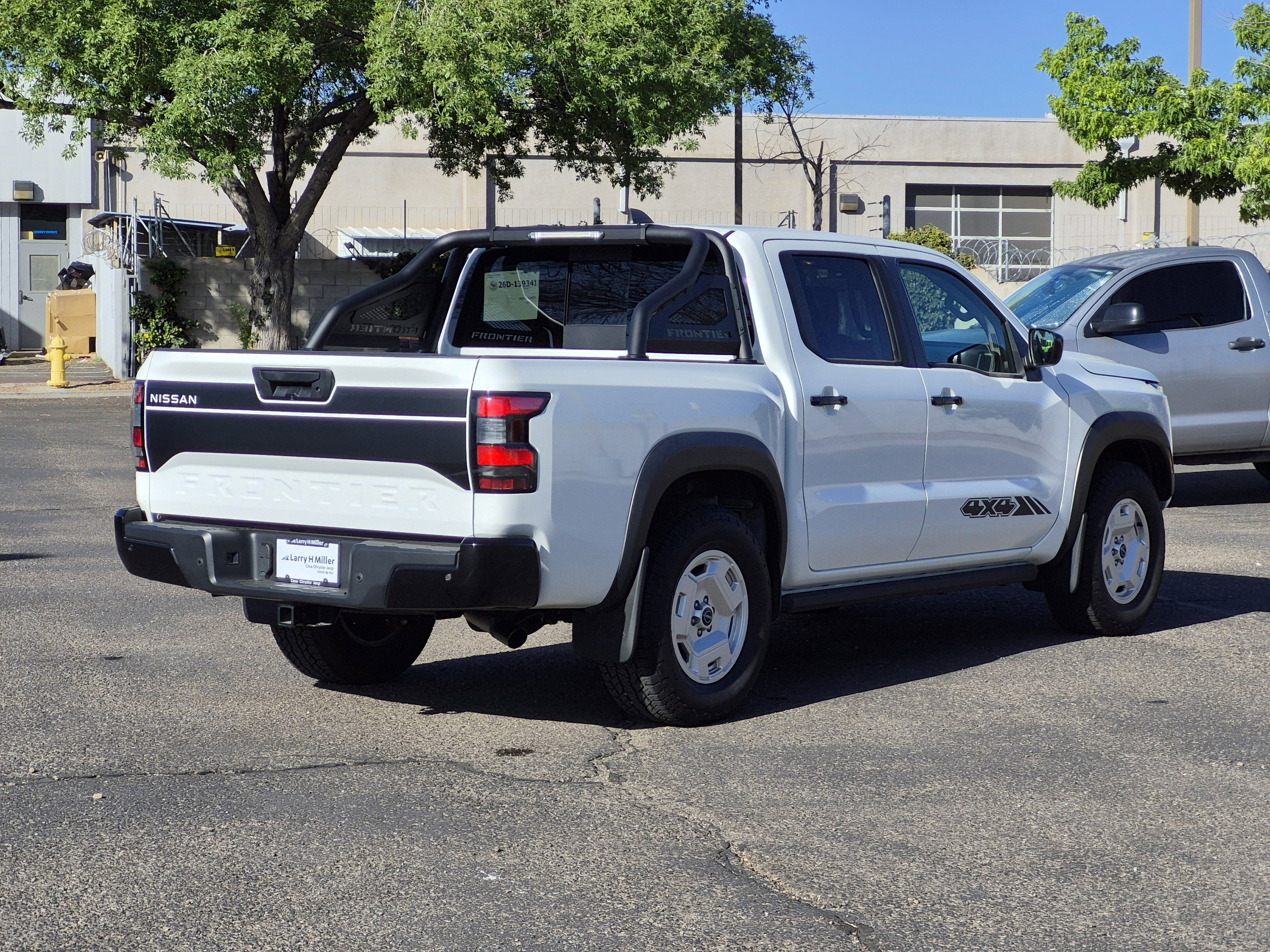 Used 2024 Nissan Frontier SV w/ Hardbody Edition AWD/4WD image 7