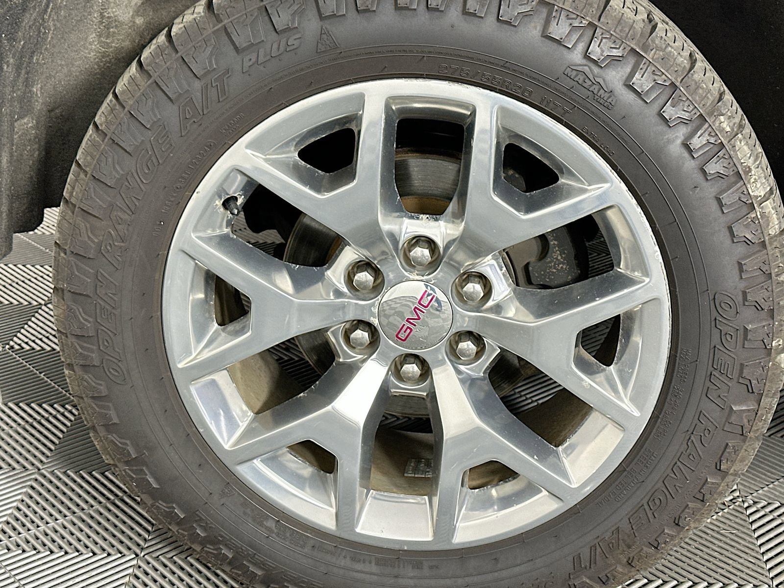 Used 2015 GMC Sierra 1500 SLT w/ SLT Crew Cab Value Package AWD/4WD image 19