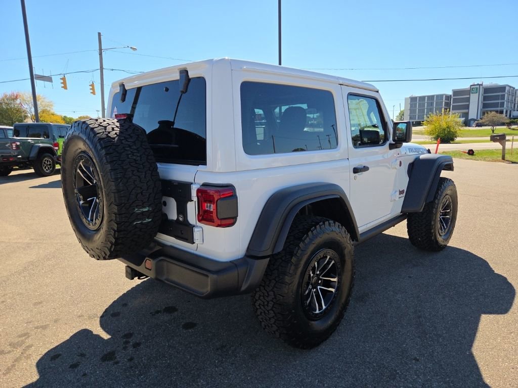 New 2026 Jeep Wrangler Rubicon w/ Xtreme 35 Tire Package image 9