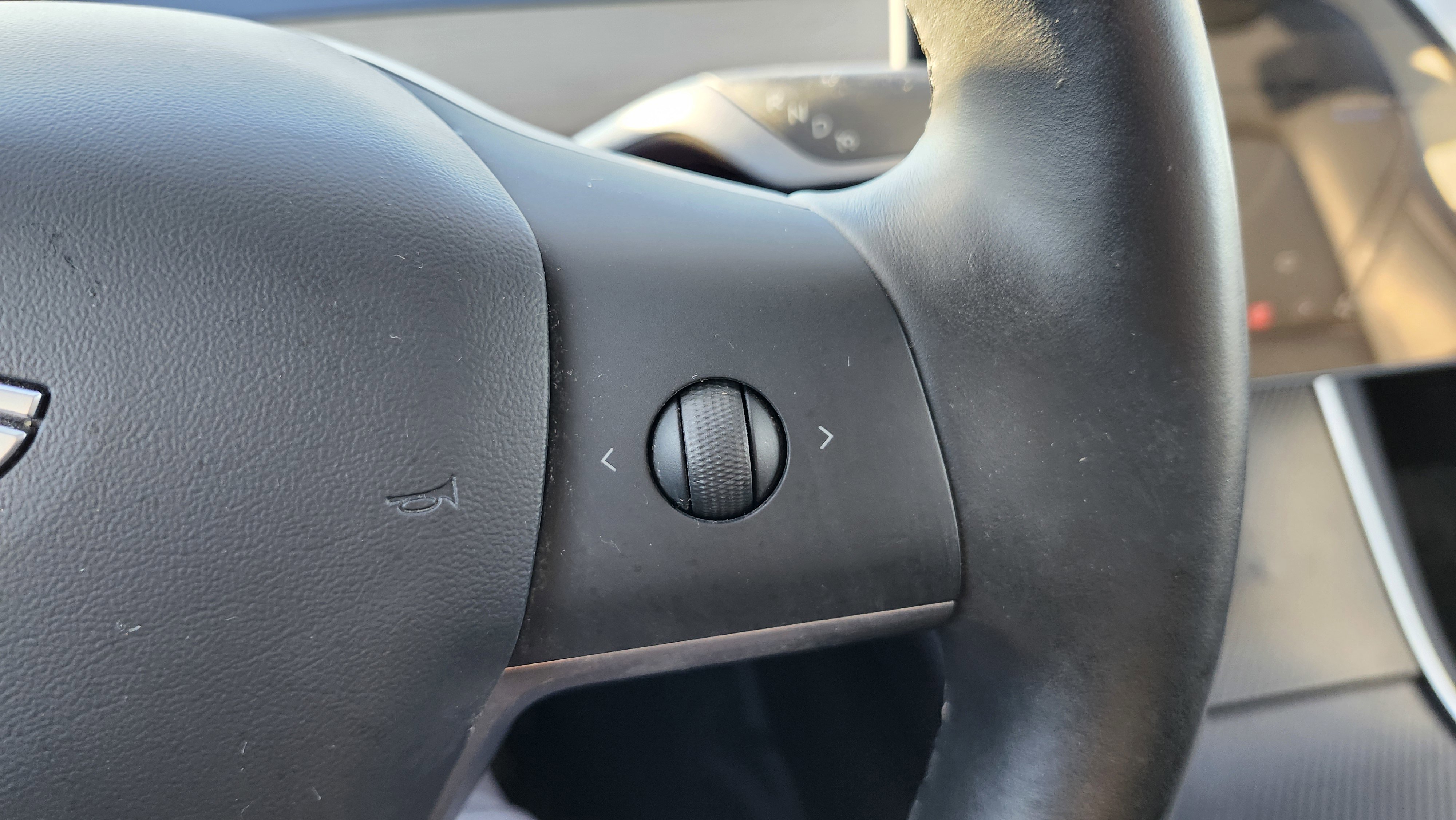 Used 2019 Tesla Model 3 Standard Range image 33