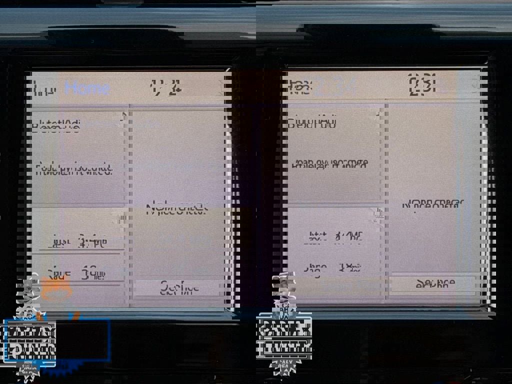 Used 2018 Toyota Camry XSE image 14