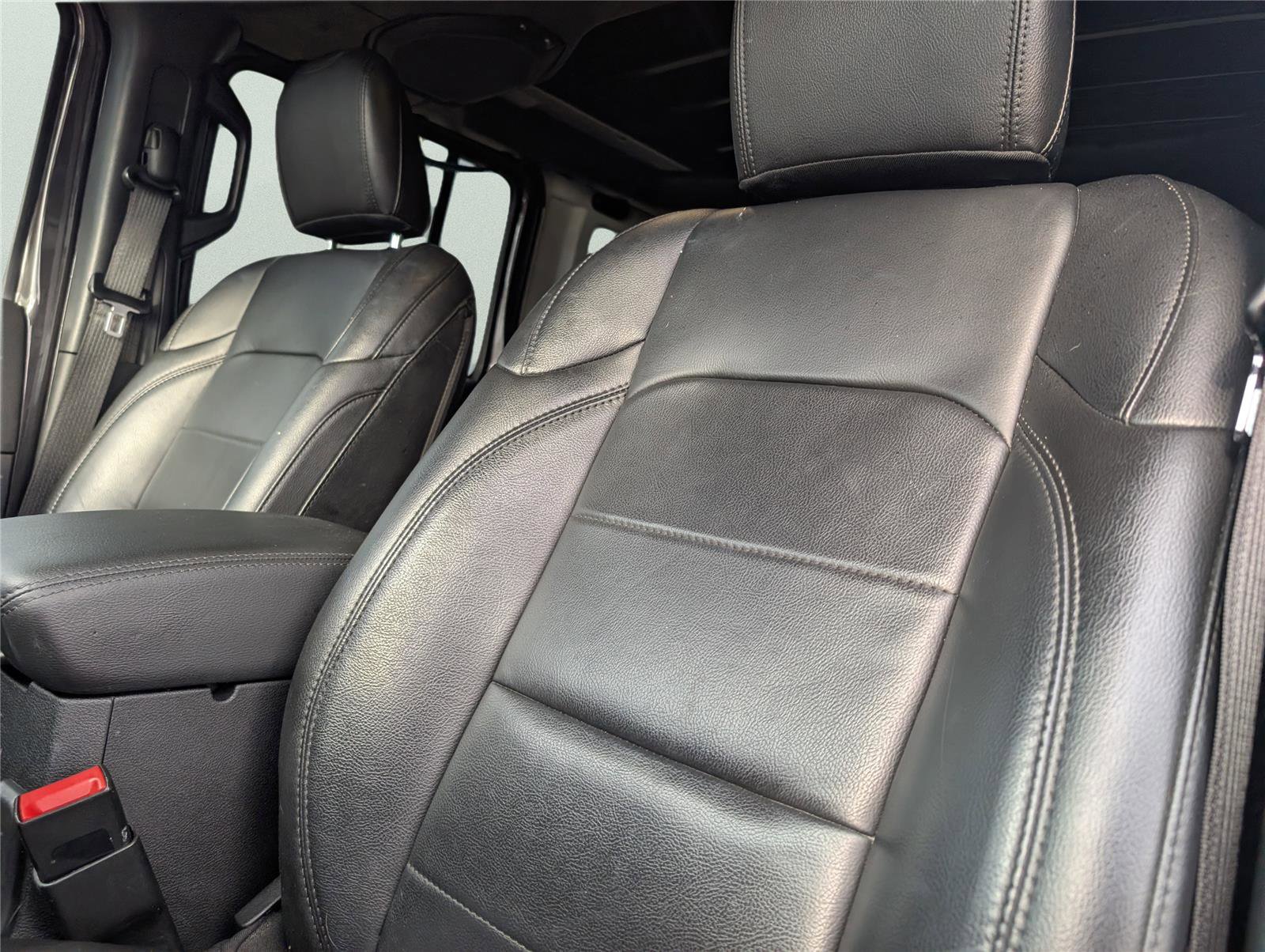 Used 2021 Jeep Wrangler Unlimited Sahara image 14