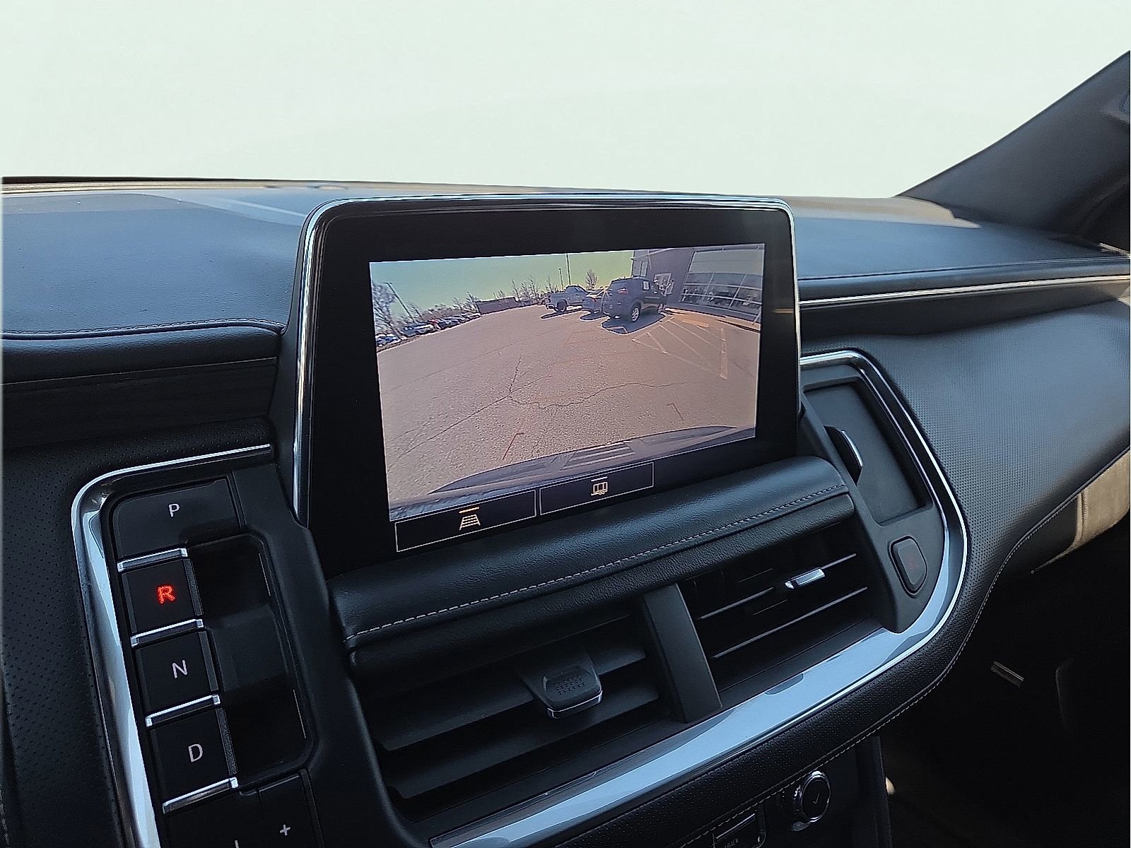 Used 2021 GMC Yukon XL SLT image 18